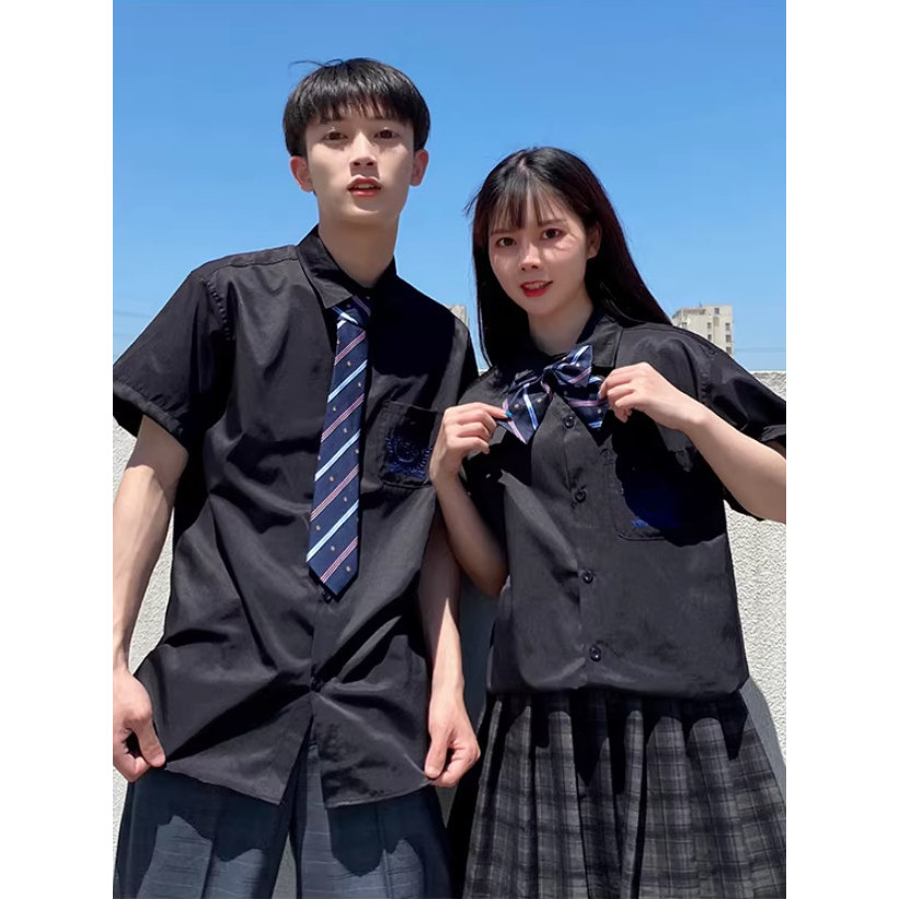 [Premium] Frete grátis acima de 68◆2026 Casal de verão usa JKDK uniforme classe uniforme bordado camisa formal de manga