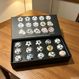 Mini Estatuetas De Bola De Futebol Feitas À Mão (1970-2026) Caixa De Exibição Premium Para Qualquer Espaço : Presente Am
