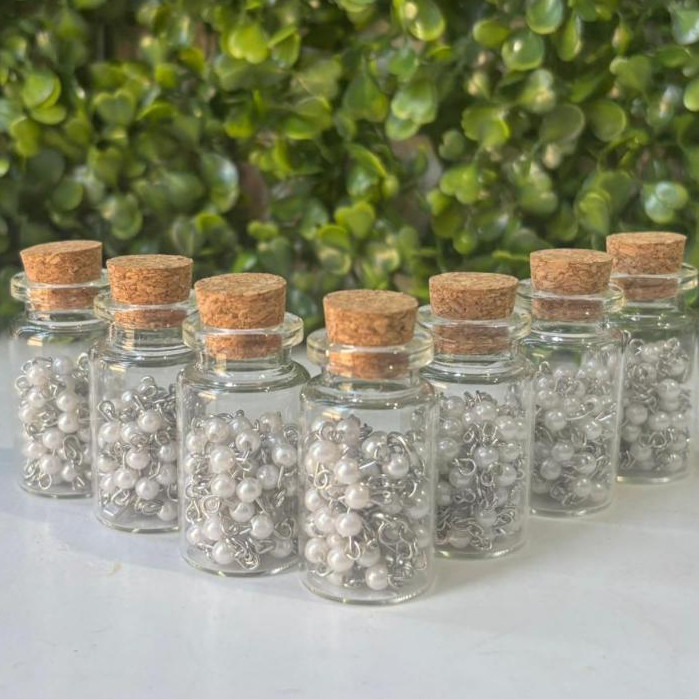 Kit 20 Terço Lembrancinha No Vidrinho Perola Branco Pescoço 1° Eucaristia Crisma Batizado