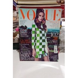Revista Vogue Brasil N°415 - Março 2013