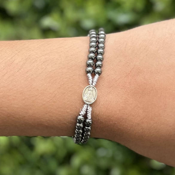 Pulseira Terço em hematita de Nossa Senhora Aparecida