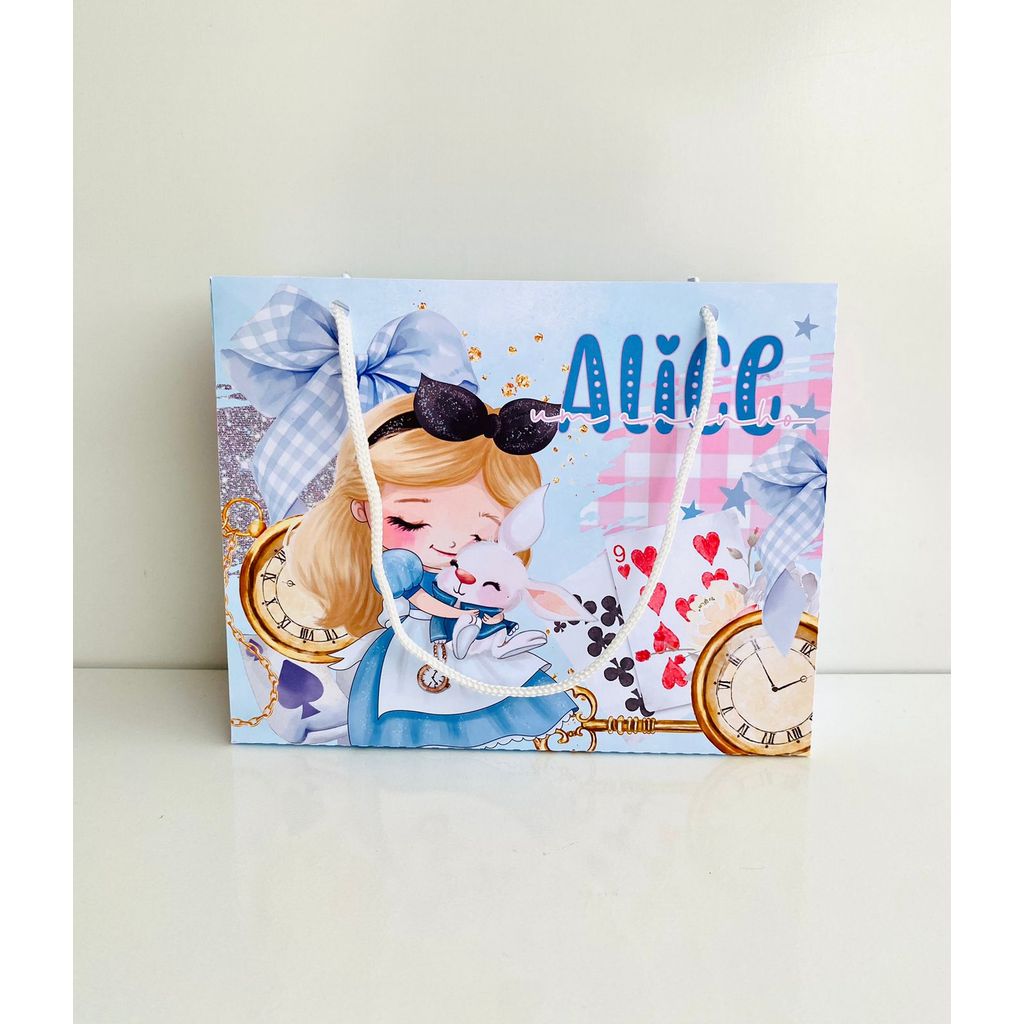 Sacolinha ALICE NO PAÍS DAS MARAVILHAS Aquarela (pegue e monte) Personalizada - Lembrancinha Surpresa Festa Princesas