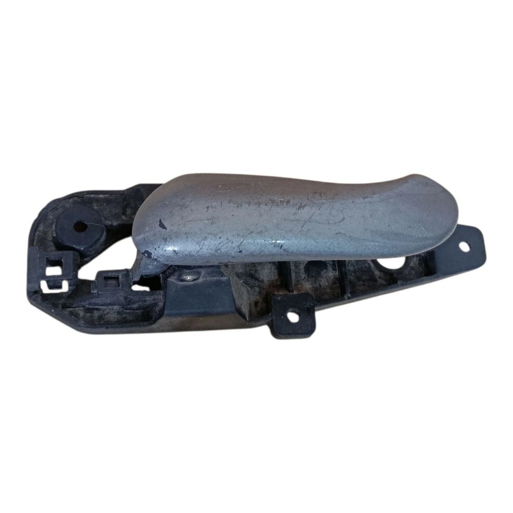 Maçaneta Interna Traseira Esquerda Fiat Stilo 2003 - Fiat - Stilo - 2003 - 1.8 8V - PN: 56156156