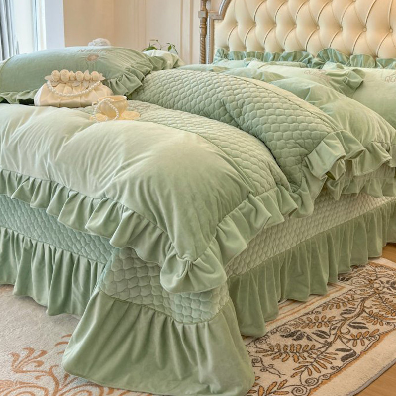 Além de veludo bebê leite veludo conjunto de quatro peças inverno grosso rendas capa de cama estilo flanela Coral veludo