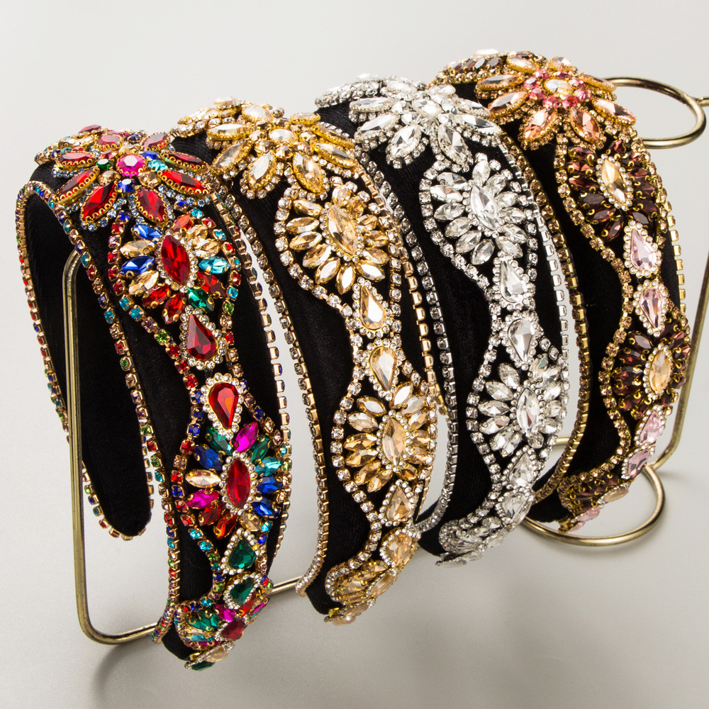 Elegante bandana senhoras Retro diamante-cravejado esponja alta crânio bandana luz luxo banquete acessórios para o cabel