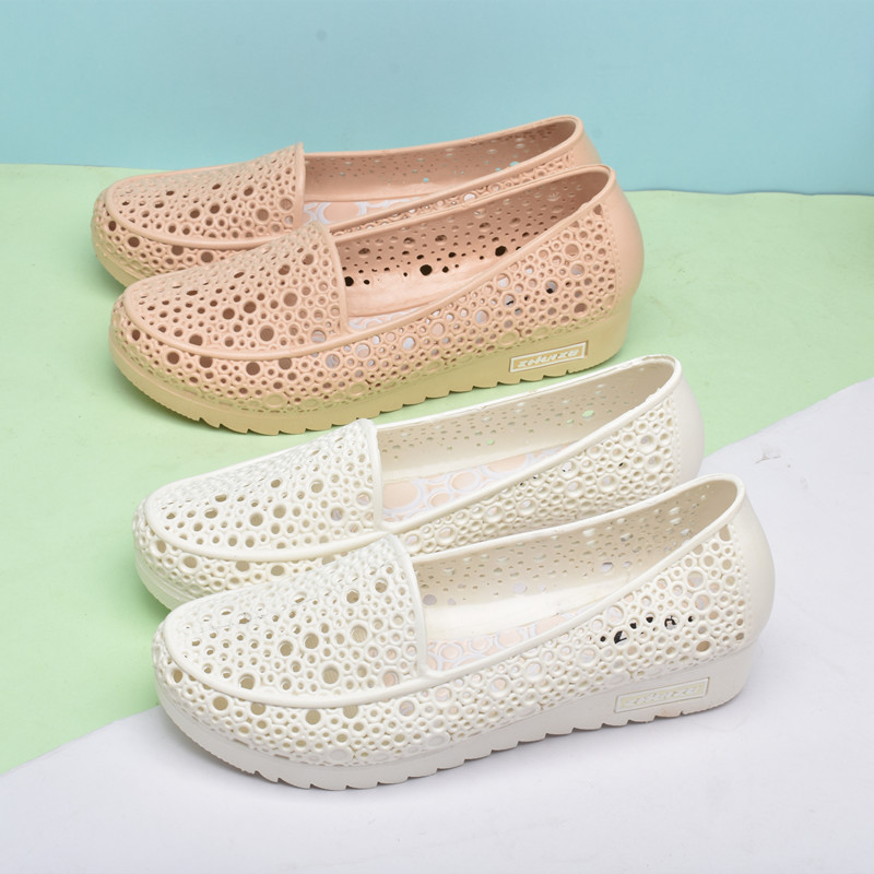 Verão feminino sandálias de sola macia plástico antiderrapante oco respirável sapatos femininos de sola grossa sapatos d