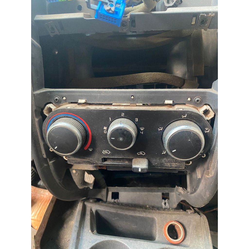 Comando ar condicionado fiat palio weekend 2015 n22