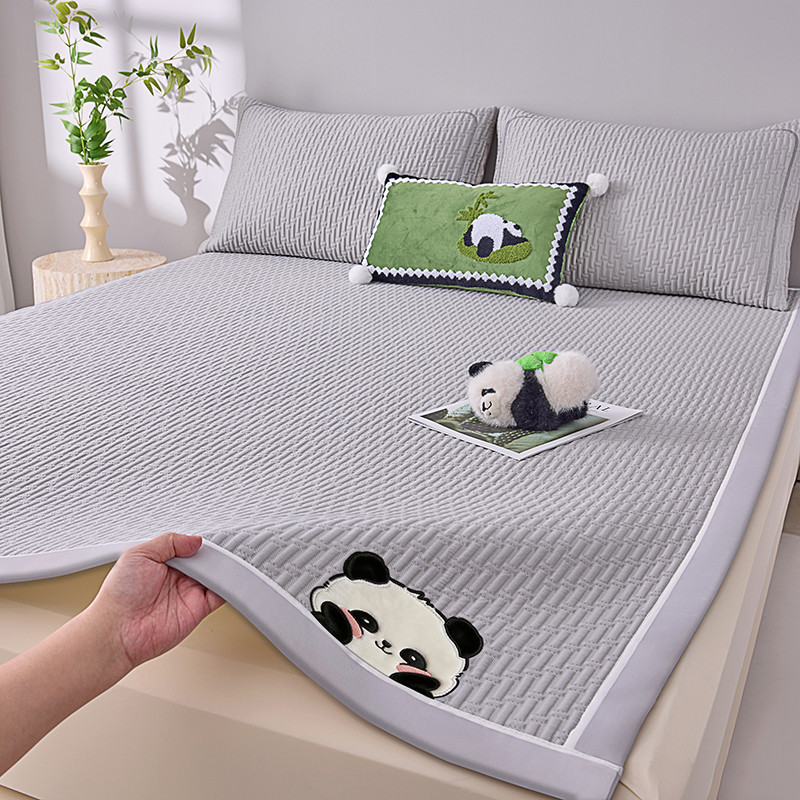 Novo estilo de lençol de seda gelada, adesivo Onylon All PE Panda, antibacteriano respirável, tapete fresco de ervilhas 