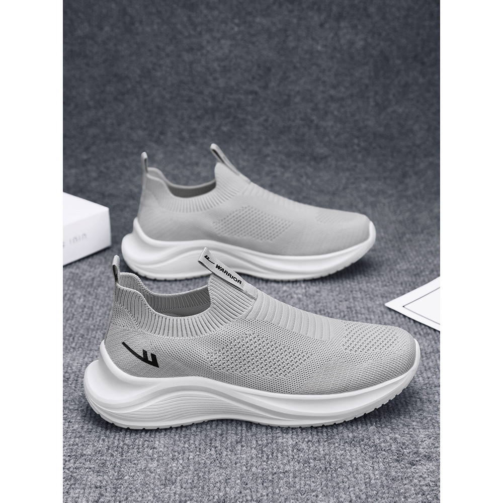 Puxar para trás sapatos masculinos verão respirável sapatos esportivos malha masculina correndo sapatos casuais sapatos