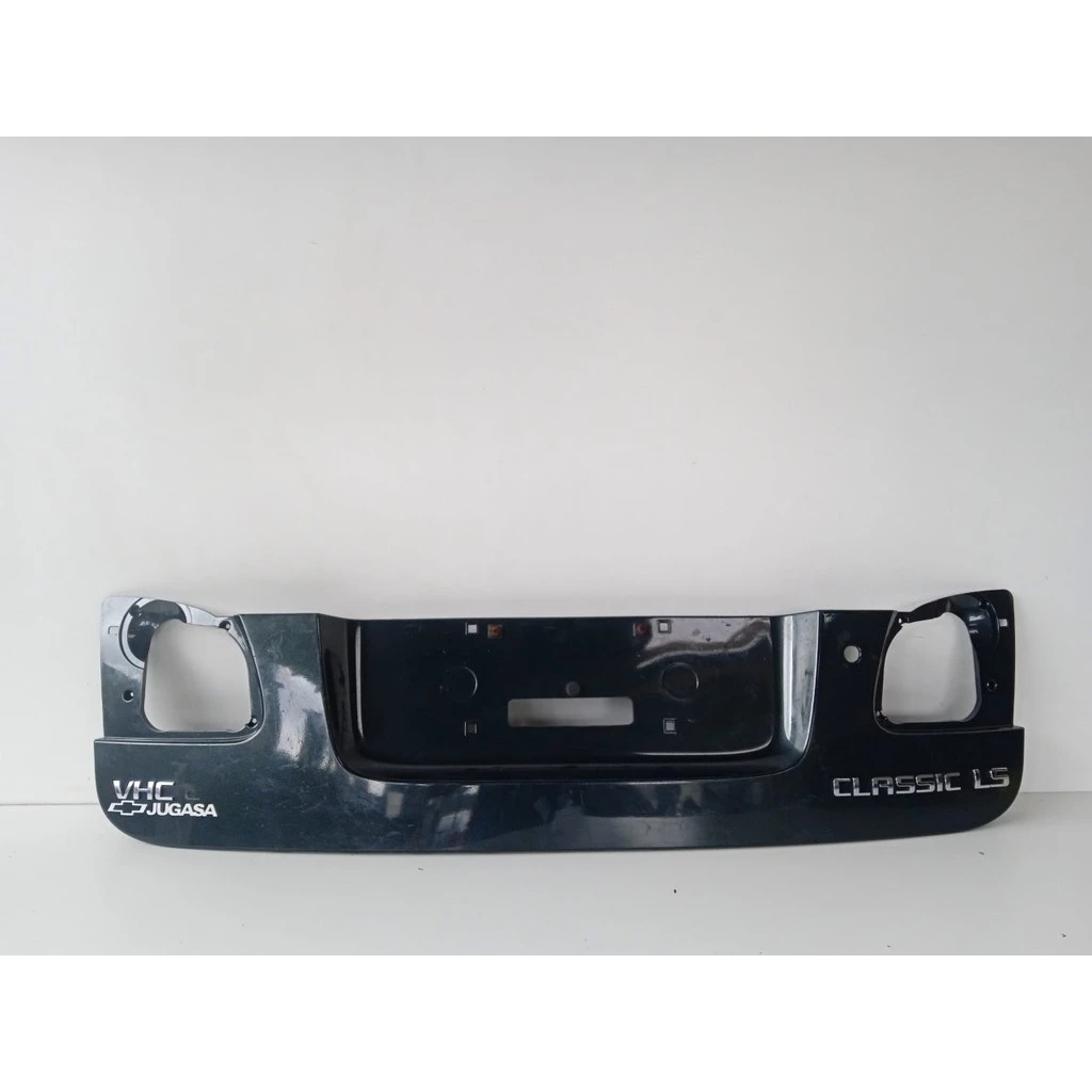 Aplique Tampa Traseira Chevrolet Corsa Classic Ls 2011 12 13