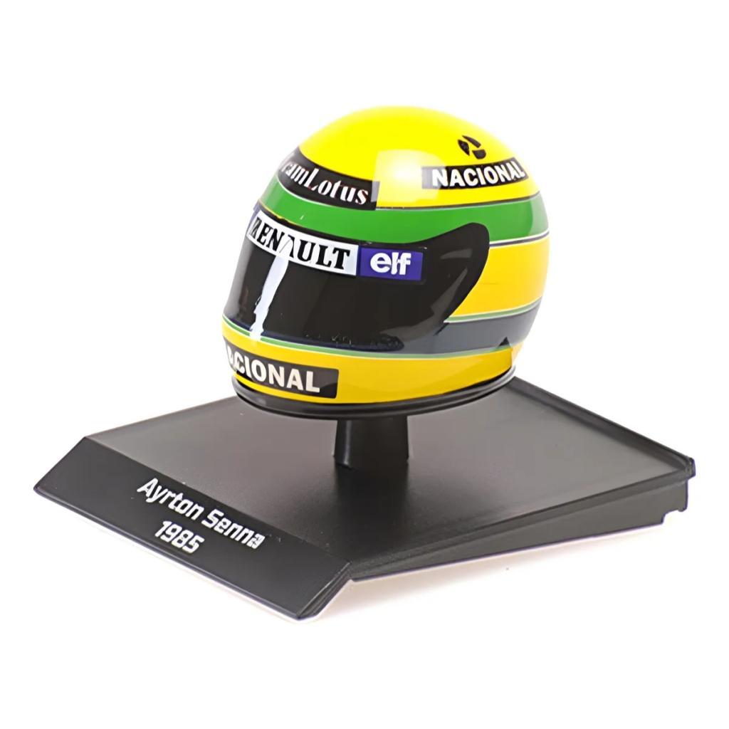 Miniatura 1:10 Capacete Ayrton Senna 1985 Minichamps