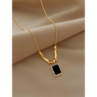 Preto quadrado pingente colar feminino 2026 novo estilo temperamento High-End camisola corrente luz luxo nicho temperame