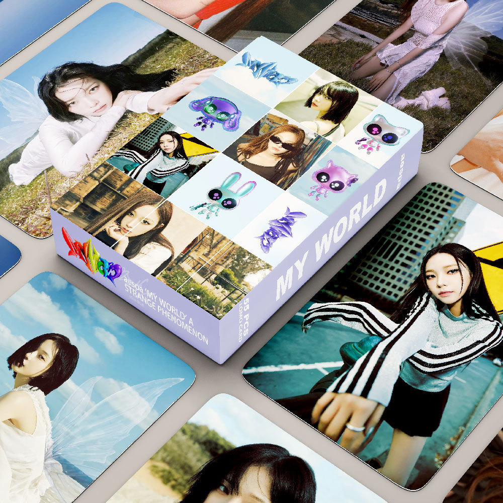 Um aespa Fashion Beauty Photo LOMO Card MY WORLD Oficial Mesmo Estilo Retro Poster Photocarnin Yizhuo