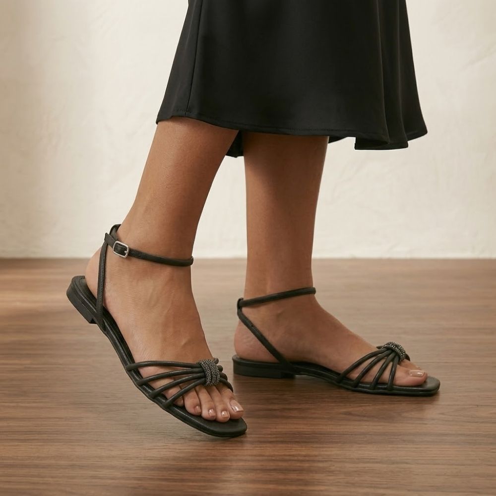 SANDALIA RASTEIRA NAPA PREMIUM FIVELA STRASS PRETO VIA MARTE