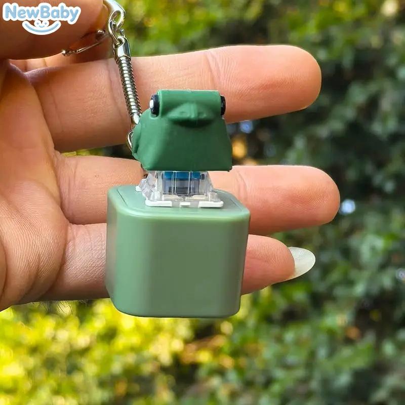 Brinquedo Chaveiro Sapo Recarregável NEWBA Com Luzes LED E Som