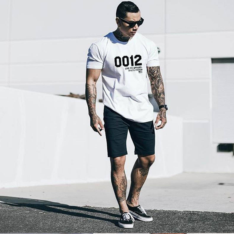 Camiseta de manga curta masculina roupas absorventes de suor esportes lazer treinamento de Fitness secagem rápida