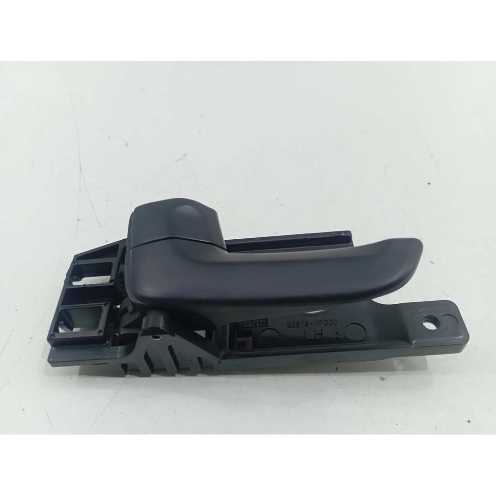 MAÇANETA INTERNA DIANTEIRA ESQUERDA KIA SPORTAGE 2006 A 2010