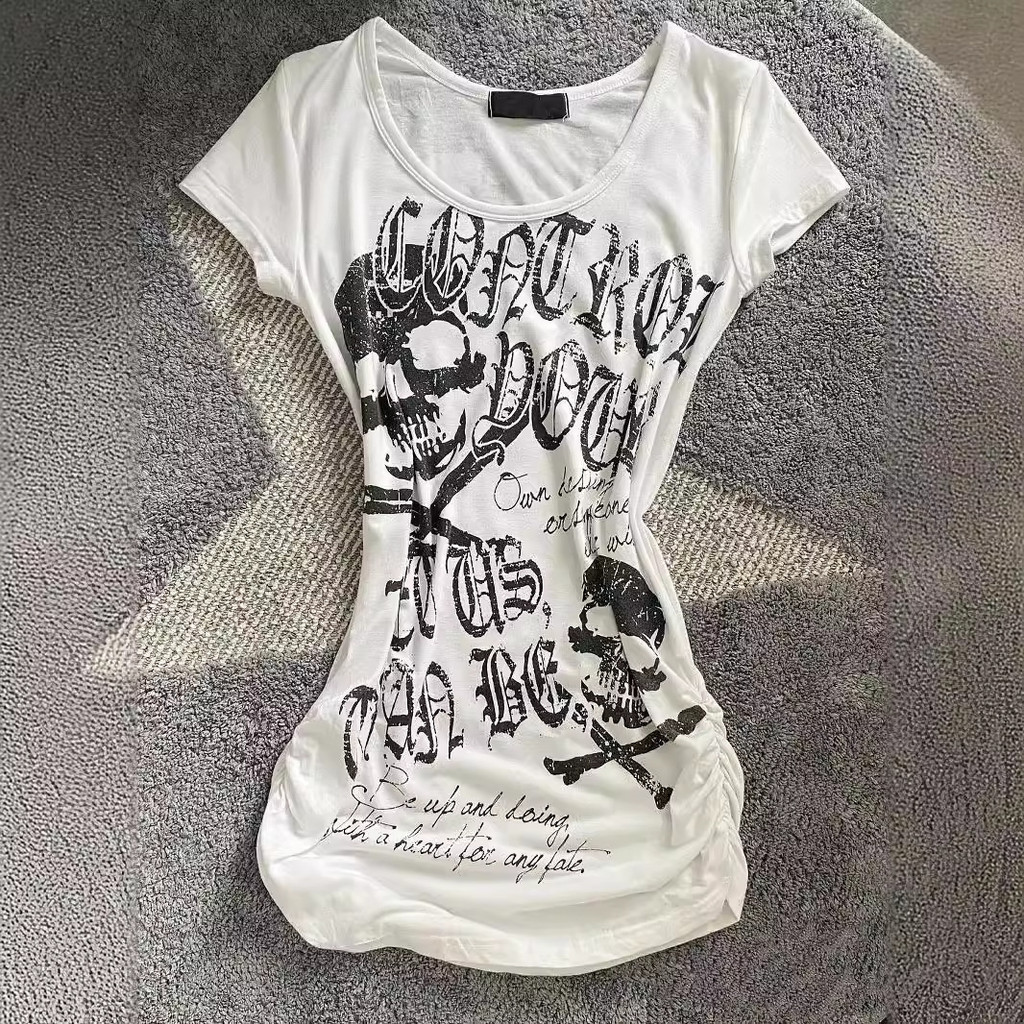 Blusa Feminina Vintage Punk Rock com Estampa de Caveira, Manga Curta e Efeito Emagrecedor OIW2