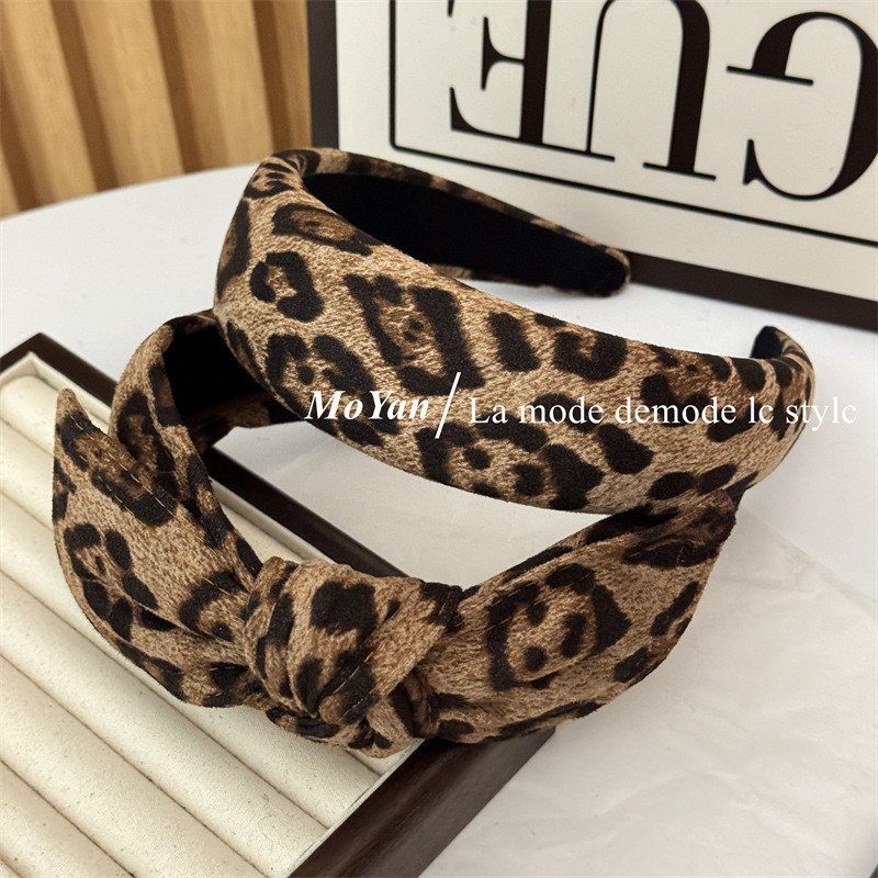 Veludo leopardo impressão de aba larga bandana feminino high-End Retro pressionado bandana arco bandana de alta cabeça a