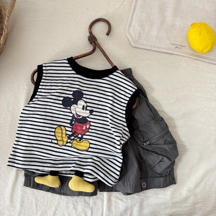 Marca versão coreana meninos verão fino listrado dos desenhos animados colete crianças moda bonito camiseta bebê Casual 