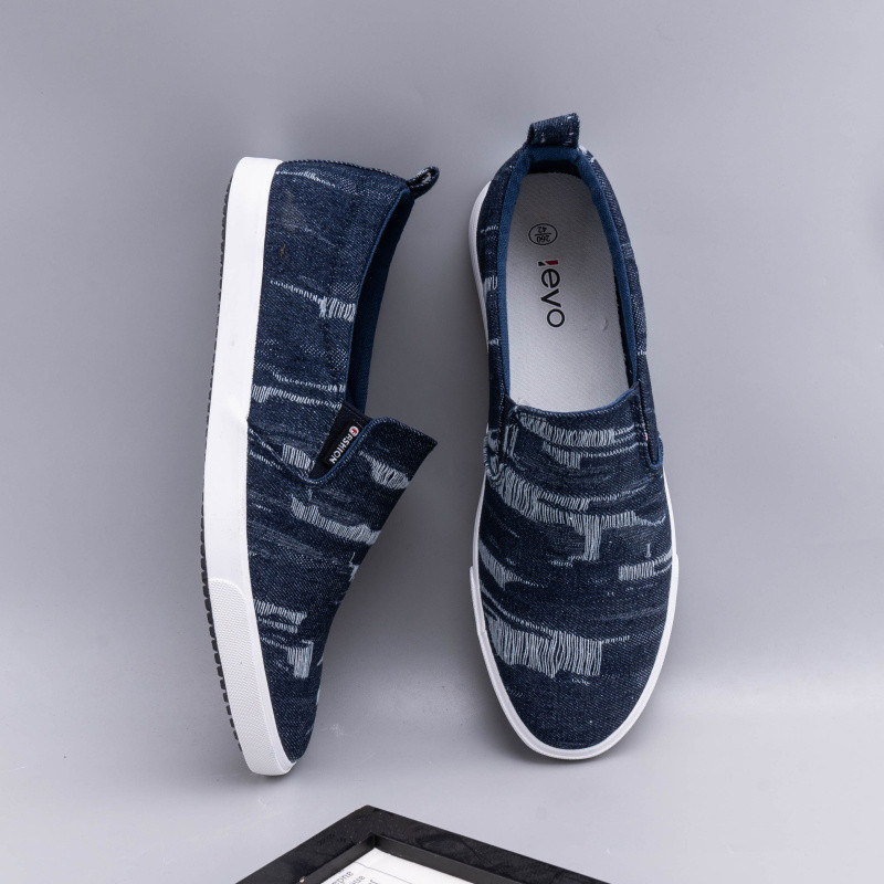 Sapatos masculinos da moda verão Denim sapatos casuais de cano baixo deslizamento em sapatos de lona masculino respiráve
