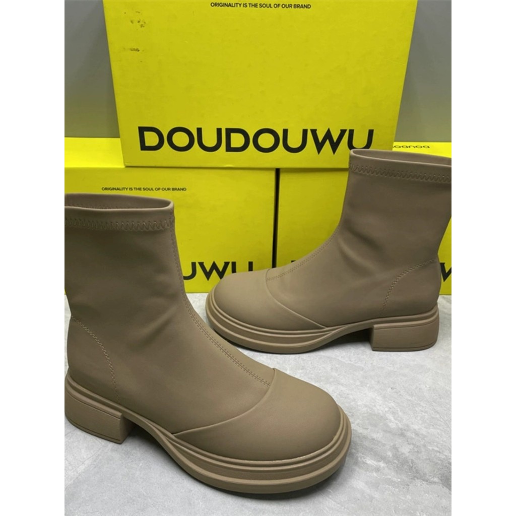 Botas planas casuais moda botas curtas 2023 outono inverno novo estilo versão coreana All-Match senhoras Martin botas 38