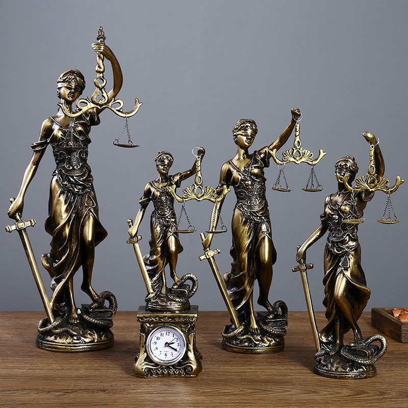 2026 novo estilo antigo Bronze deusa Temis escultura estátua advogado escritório justo pequena estátua justiça lei equil