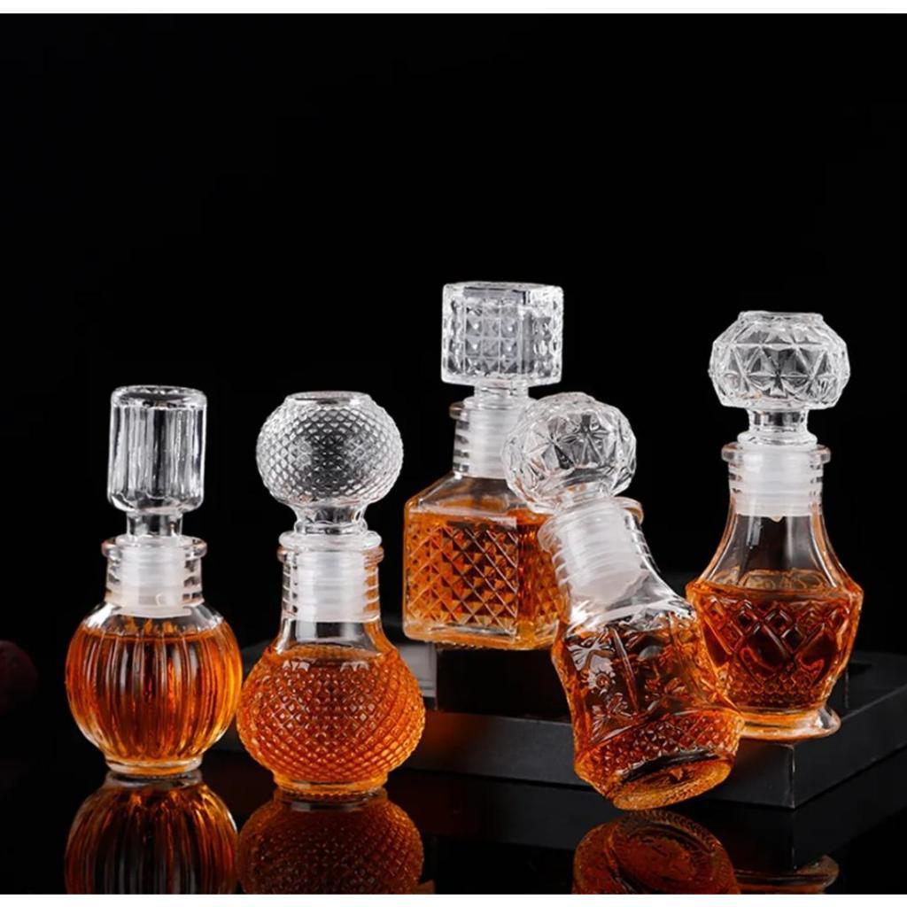 Kit 10 Mini Licoreira Garrafa De Vidro Com Tampa 50 Ml