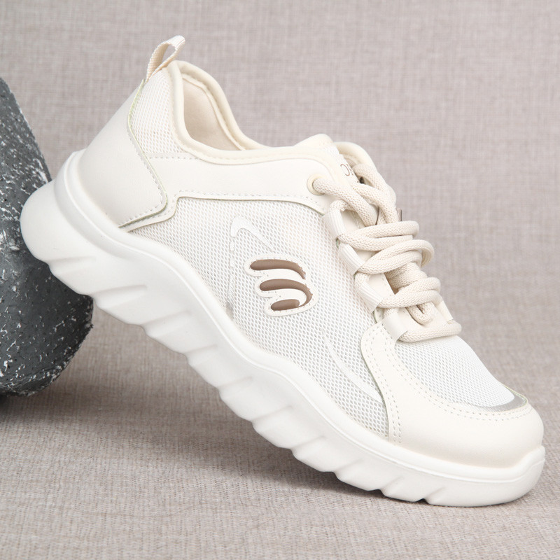 25 verão novo estilo velho pequim sapatos de pano feminino esportes sapatos casuais respirável sapatos de rede feminina