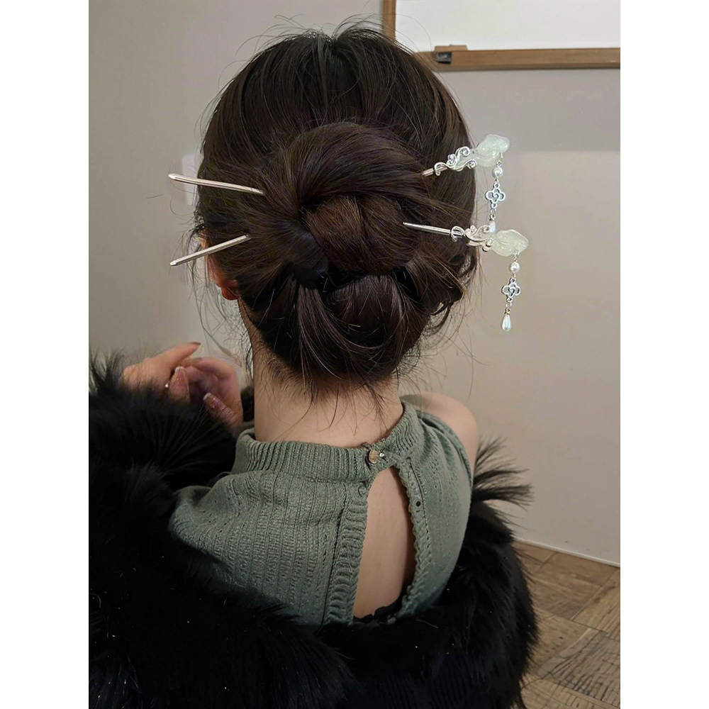 Jade branco auspicioso nuvem borla passo agitando hairpin Hanfu cocar volta cabeça placa cabelo antigo hairpin novo chin
