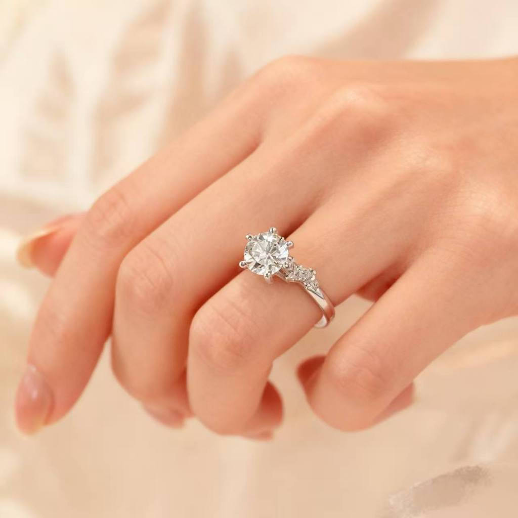 Anéis, anéis de diamante de imitação de moissanita, anéis de casal, nicho de estilo leve e luxuoso