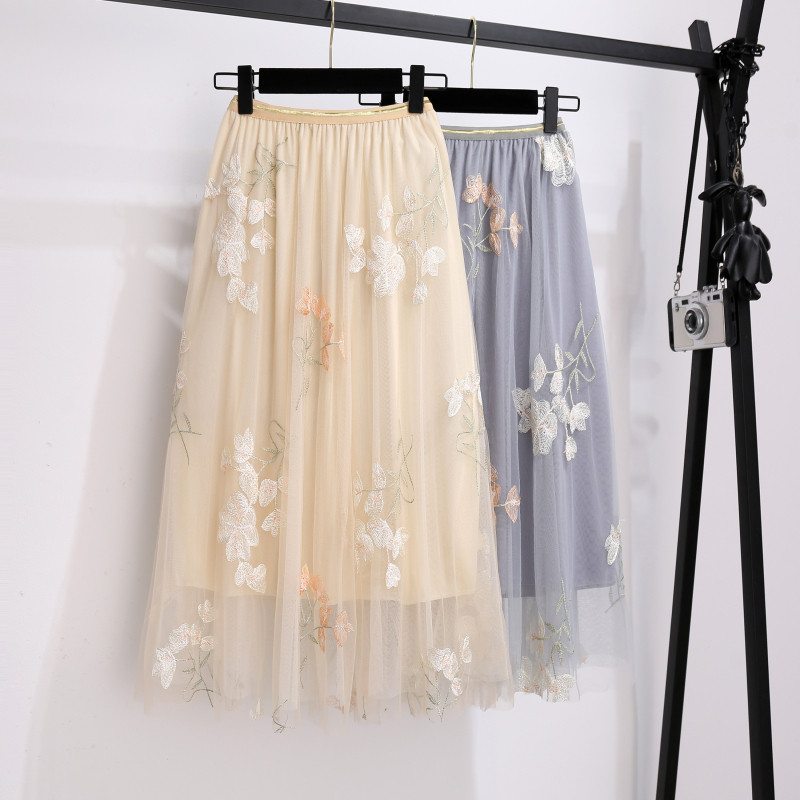 Plus Size roupas femininas 2026 irmã gorda verão novo estilo indústria pesada bordado grande flor gaze saia mais magro o