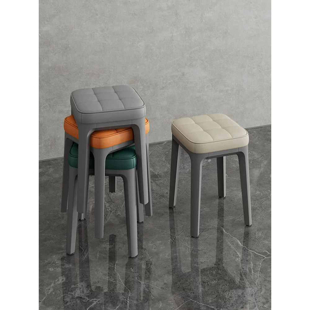 Banqueta de plástico doméstica moderna simples cadeira de jantar Nordic luz luxo mesa jantar cadeira maquiagem empilháve