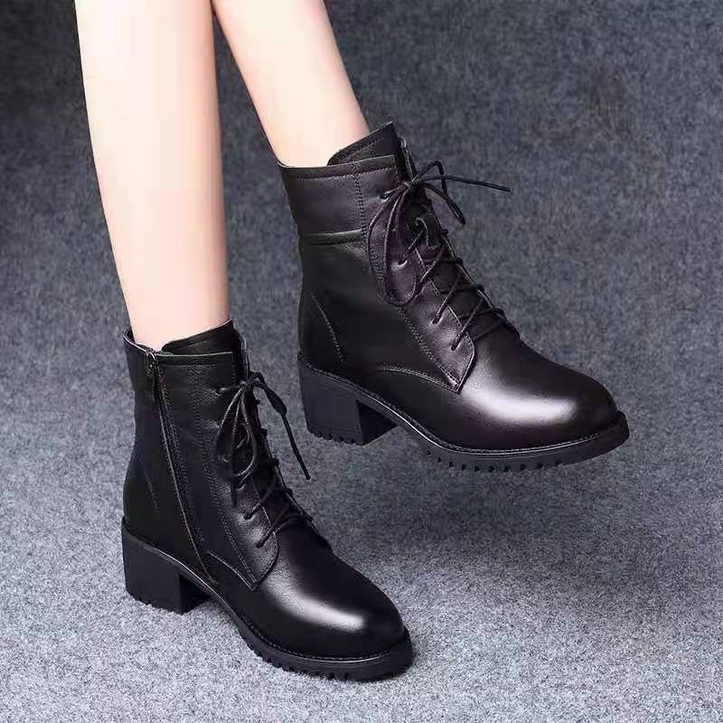 Wenzhou primavera inverno novo estilo de couro macio Martin botas femininas estilo britânico salto médio salto grosso 20
