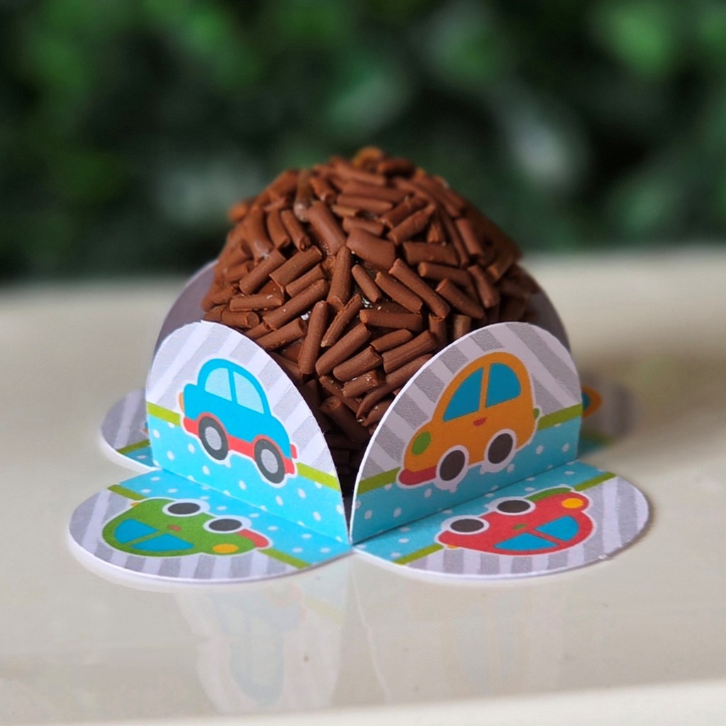 100 Forminhas para doces de 3cm CARRINHOS CARROS brigadeiro docinhos kit festa lembrancinhas mimos personalizadas