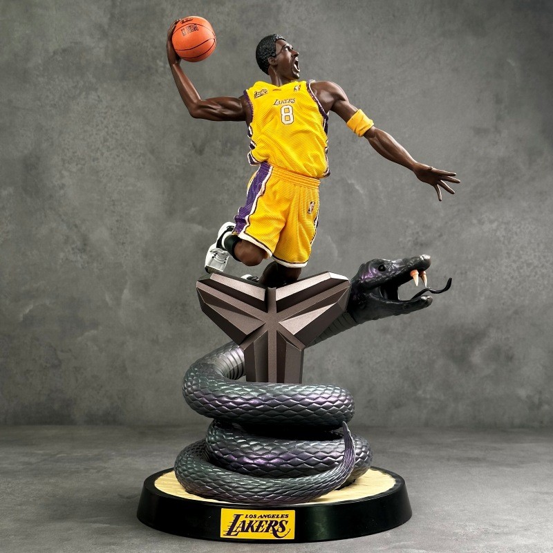 Estrela de basquete NBA GK Kobe Black Mamba Hurricane Kobe Figura Escultura Modelo Decoração Figura em caixa