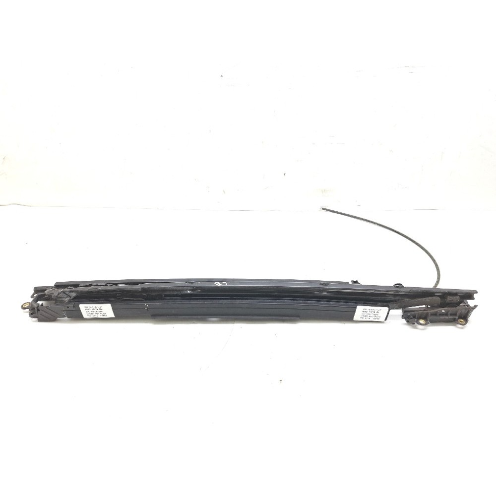 Trilho Esquerdo Teto Solar Vw Jetta Tsi 1.4 2019 2020