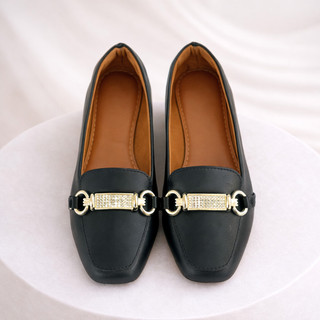 Mocassim napa fivela strass