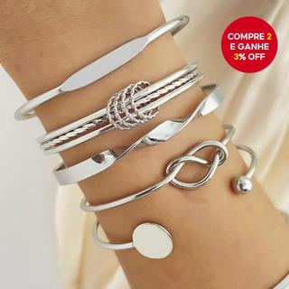 Conjunto De 5 Peças De Pulseiras De Metal Elegantes Douradas E Prateadas Com Nó De Coração Design Aberto Luxo