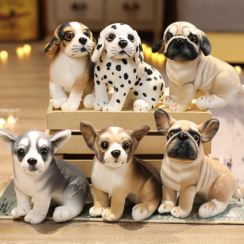 Simulação famoso cão cão boneca brinquedo de pelúcia Chihuahua boneca Pug cão manchado porco cão animal de estimação fil
