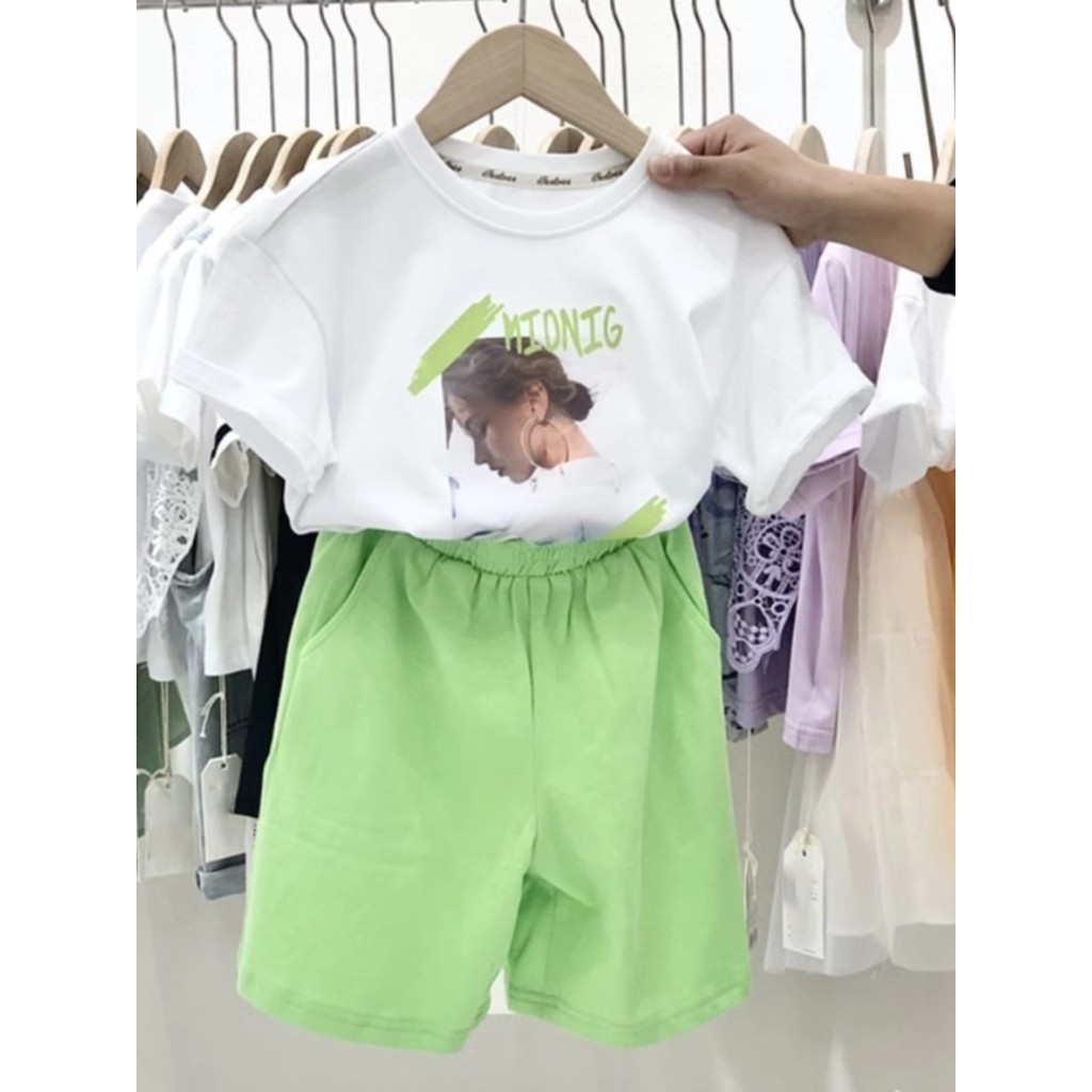 Pronto estoque Marca coreana 2026 verão meninos meninas crianças médias pequenas crianças camiseta de manga curta calças