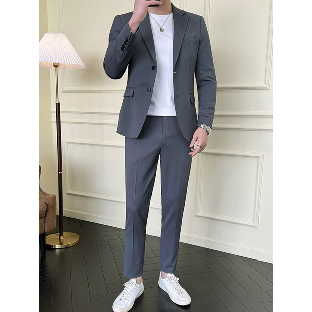 2026 novo estilo terno masculino fino ajuste na moda verão fino Casual terno masculino High-end sentimento bonito cinza