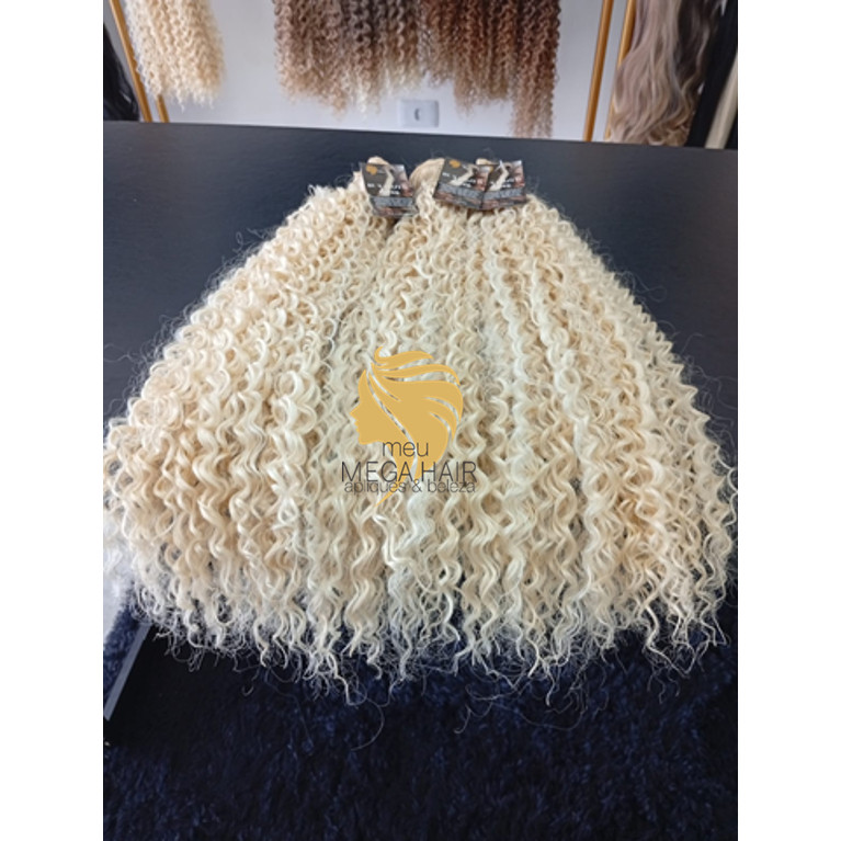 Aplique de Cabelo na Tela Mega Hair Natural Fibra Russa Cacheado Loiro Clarísismo 613 70cm Premium Bella Hair