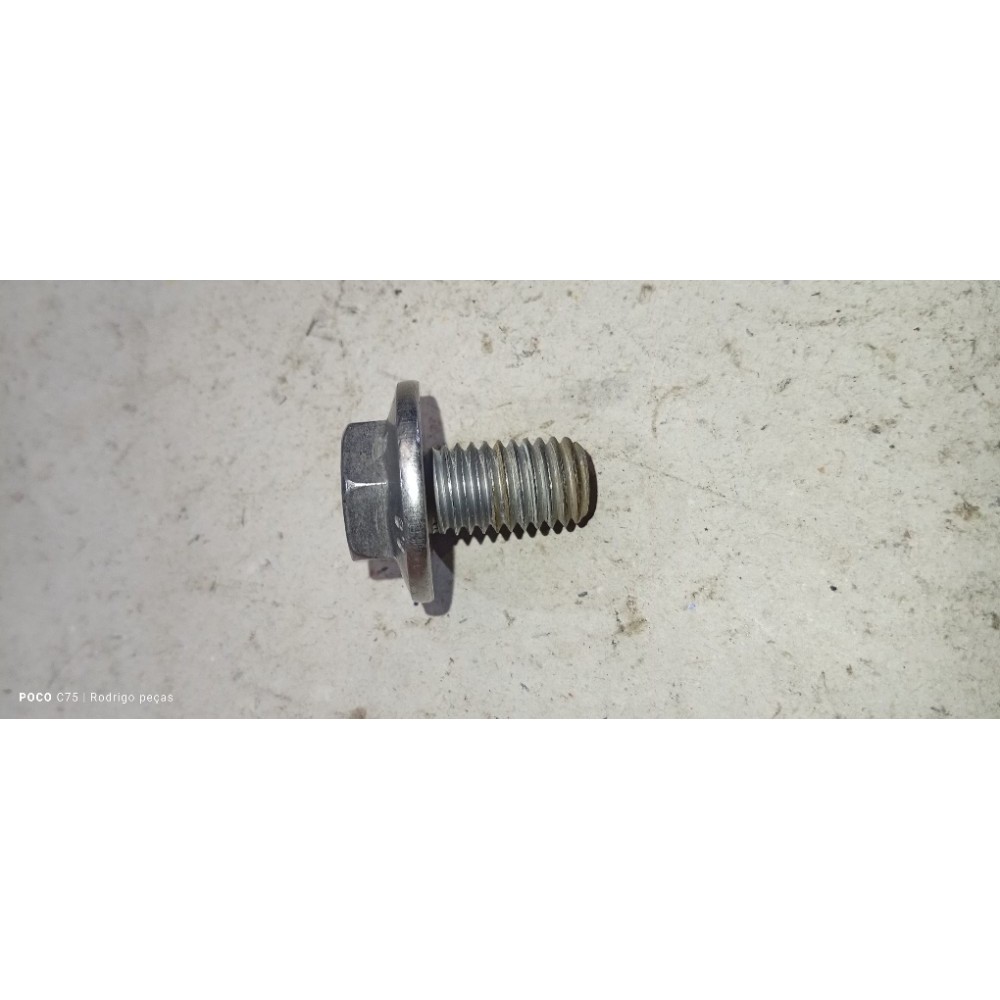 Parafuso Do Eixo Da Roda Dianteira Bmw C400 X 18/24 Original
