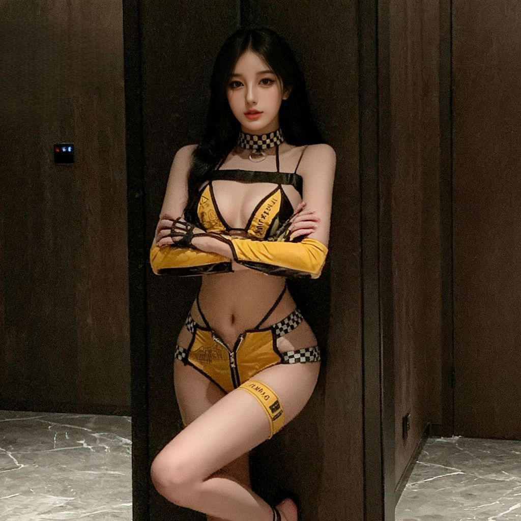 Ahao Sexy Lingerie Queima Modelo de Carro Pequeno Laranja COS Estojo de Couro Envernizado Sexy Quente Puro Desejo Unifor