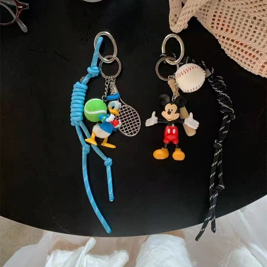 Original Multi-elemento saco de beisebol acessórios carro chaveiro moda boneca saco pingente frisado estilo miu pendurad