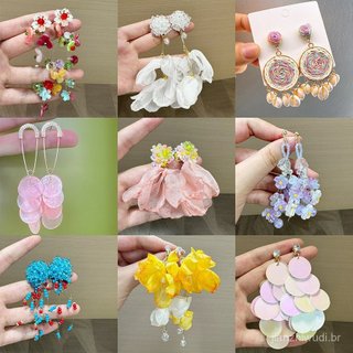 Brincos populares de estilo boêmio super delicados para férias à beira-mar, versáteis brincos de flores de verão que tra