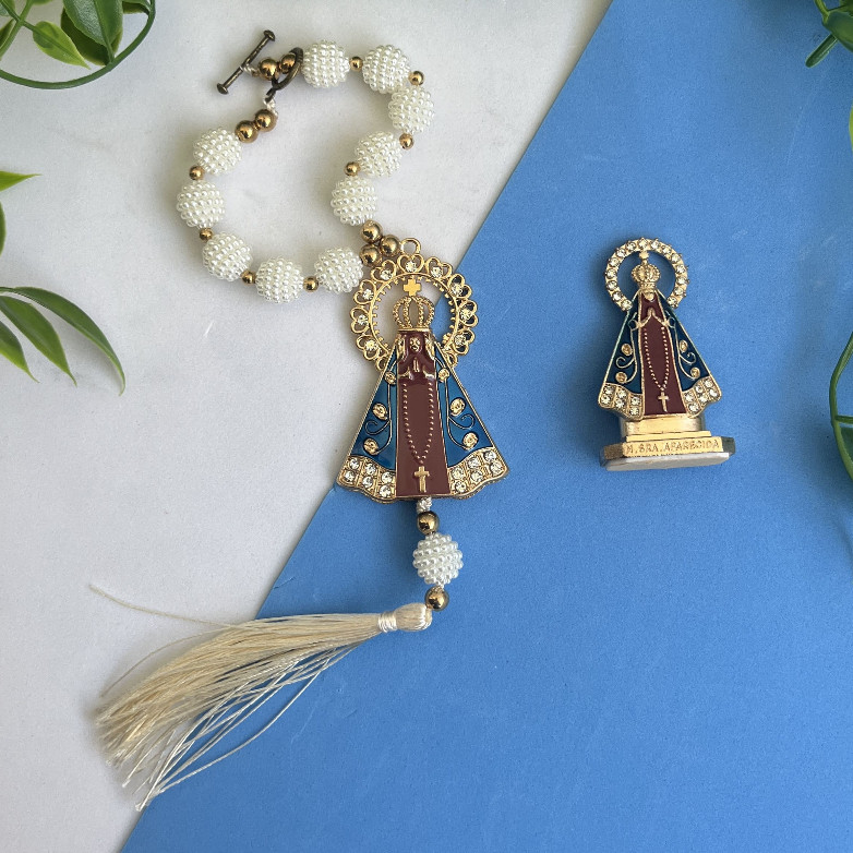 Imagem dupla face + Terço Dezena de Nossa Senhora Aparecida Branco Original Painel de Carro Metal