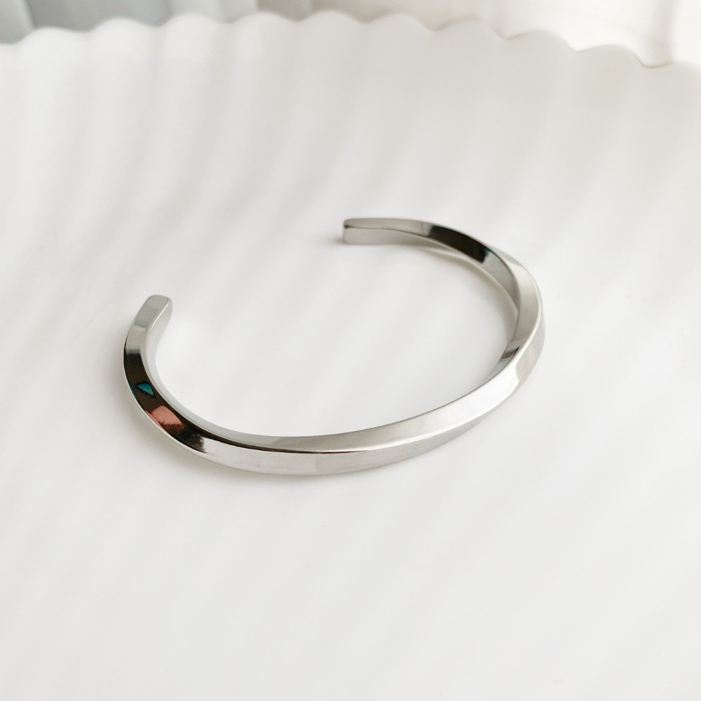 Pulseira Bracelete Liso Prata em Aço Inoxidável Ajustável Feminino Aço Inox 316L Antialérgico