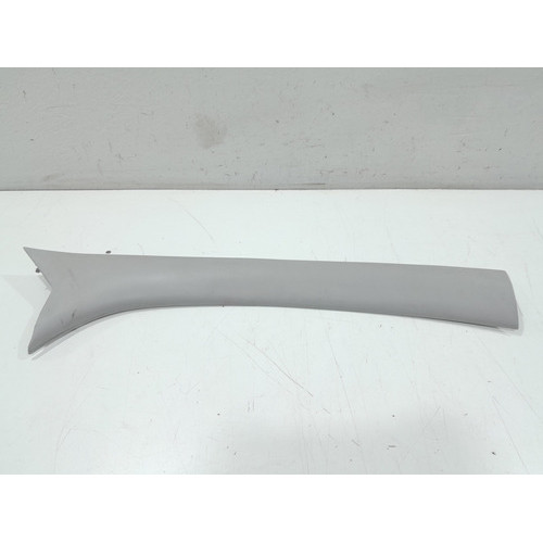 Moldura Lateral Parabrisa Ford Ka 99/08 L.d 97kbb031196